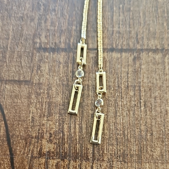 Vince Camuto Gold Lariat Necklace - Picture 3 of 4